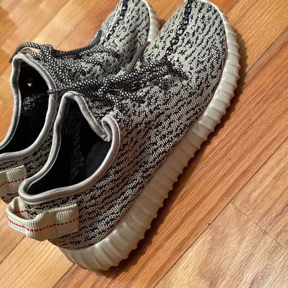 Yeezy Boost 350 Turtle Dove shoes size 8 bought from goat only worn twice - Picture 1 of 5